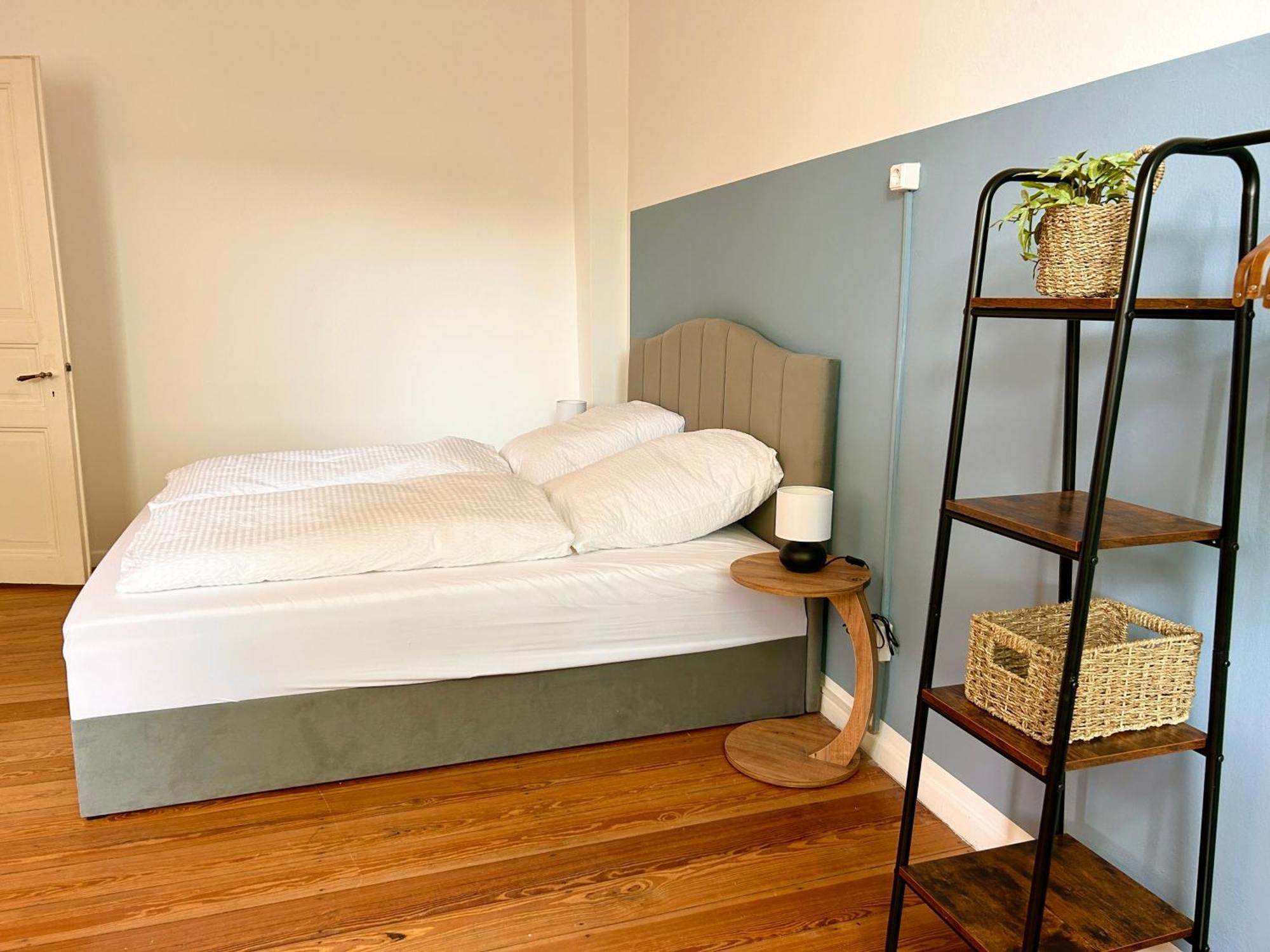 Labed - Auf Weingut Mit Privater Terrasse, Zentral Gelegen, Gratis Wlan